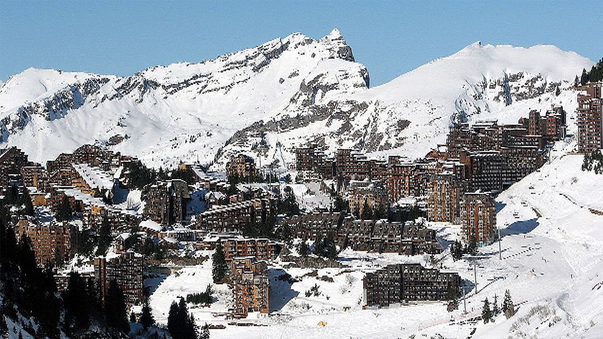 Skier seriously injured after being hit by plane at French resort