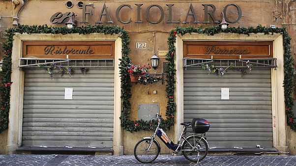 La policía italiana confisca dos restaurantes en el centro de Roma en una operación antimafia La policía italiana confisca dos restaurantes en el centro de Roma en una operación antimafia
