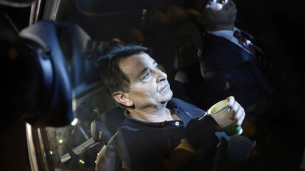 Brésil: Battisti arrêté puis relâché, dans l'attente d'une possible extradition Brésil: Battisti arrêté puis relâché, dans l'attente d'une possible extradition