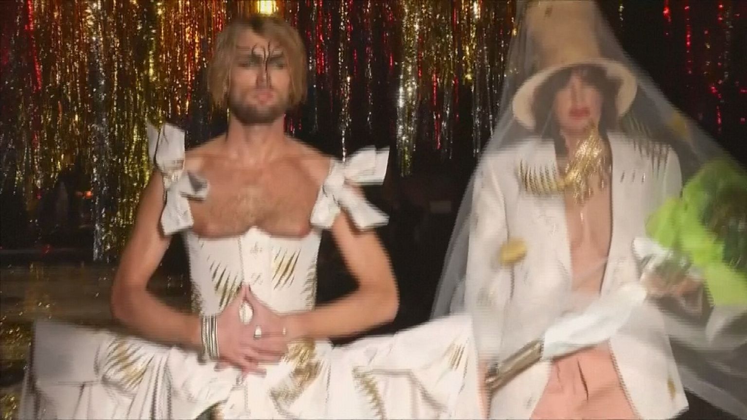 Párizsi divathét: Saint Laurent, Westwood, Moncler Gamme Rouge