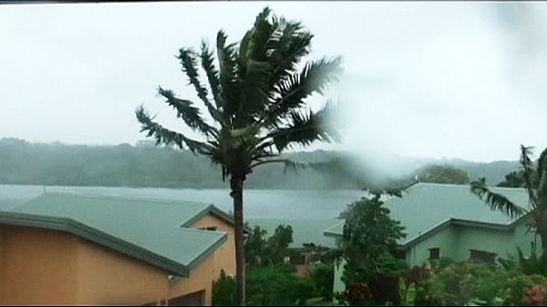 El ciclón de grado cinco 'Pam' amenaza Vanuatu El ciclón de grado cinco 'Pam' amenaza Vanuatu
