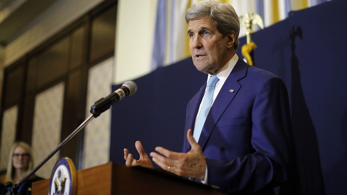 Kerry: "kétséges, hogy még ebben a hónapban megegyeznénk Iránnal"