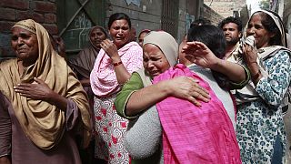 At least 10 dead in Lahore church blasts