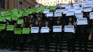 Flash mob a Spanyol lépcsőn Rómában