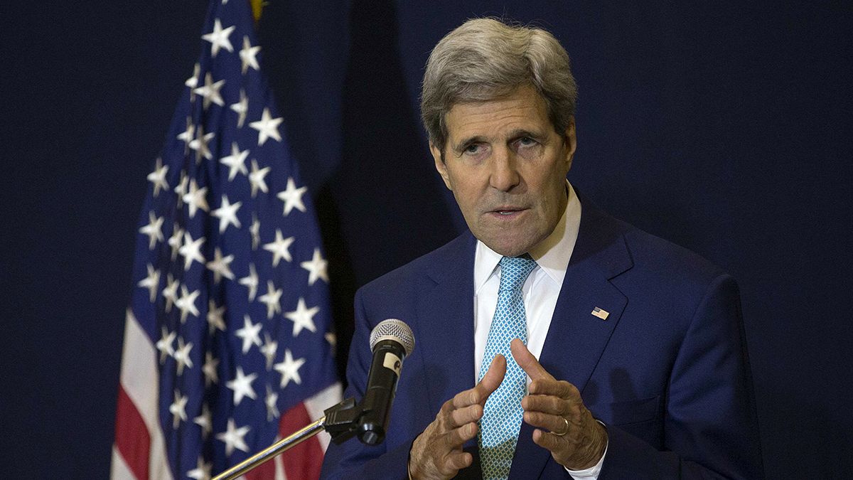 Hajlandó lenne tárgyalni a szíriai elnökkel John Kerry