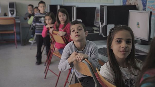 Grecia: educación y medidas de austeridad Grecia: educación y medidas de austeridad