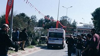 Tunisia: seventeen foreign tourists among 19 people killed in museum attack