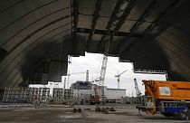 Купол над 4-м реактором Чернобыля обещают достроить через два года