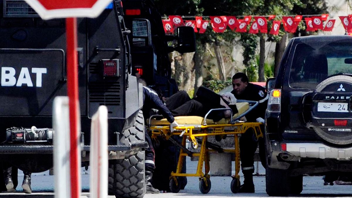Президент Туниса: "На нас обрушилась чудовищная трагедия"