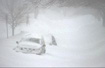 Снежный шторм обрушился на Канаду