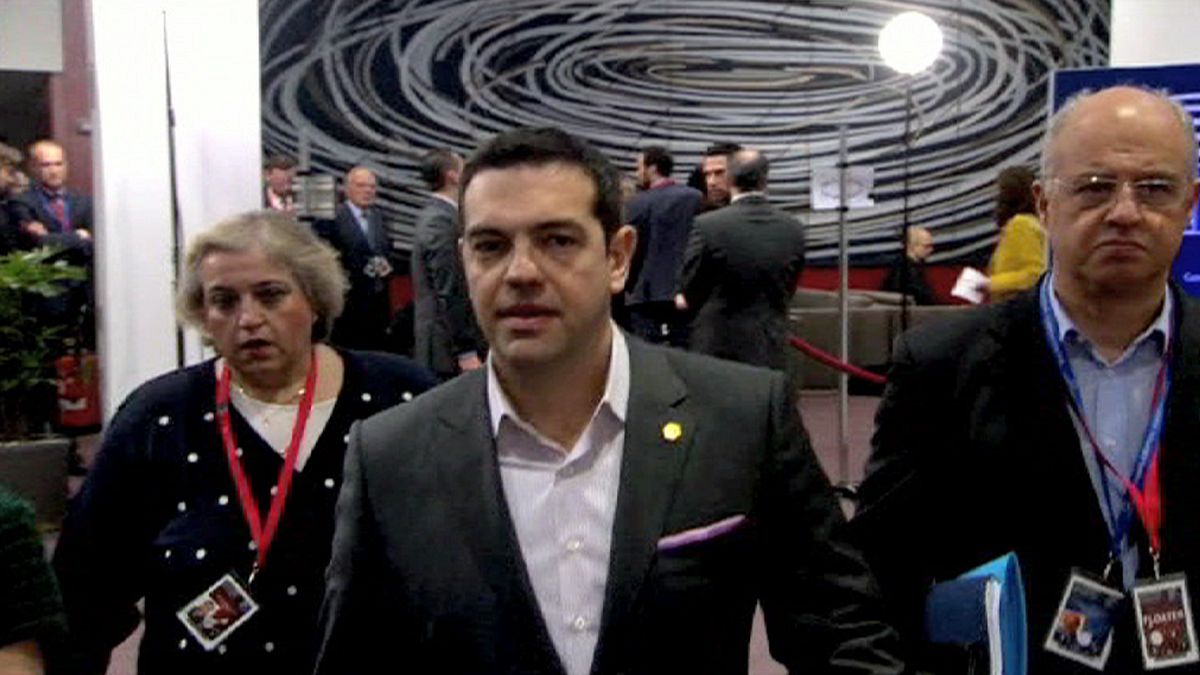 Sürgeti az idő Görögországot, de pénzt helyett figyelmeztetést kaphat az uniós vezetőktől