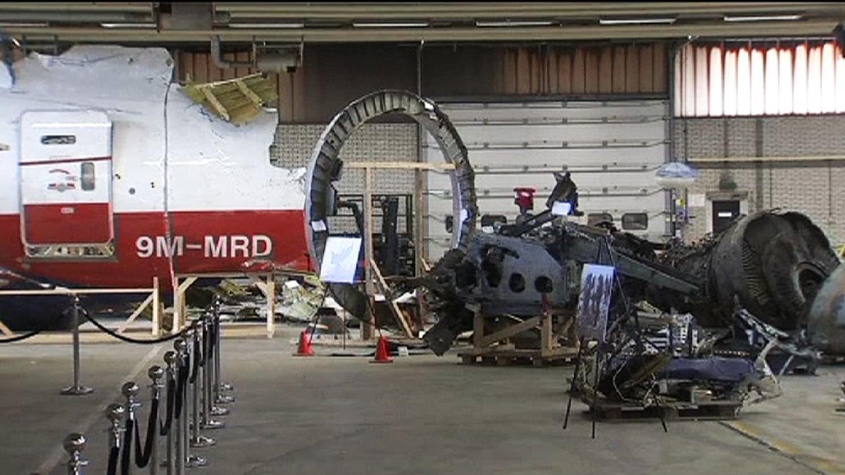 MH17, nuova inchiesta olandese: recuperato frammento di missile di fabbricazione russa