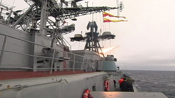 Rússia intensifica exercicios militares e Estados Unidos colocam F-16 na Estónia Rússia intensifica exercicios militares e Estados Unidos colocam F-16 na Estónia