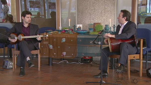 Festa a Brighton per il ''Nowruz'', il capodanno persiano: Buon anno! Festa a Brighton per il ''Nowruz'', il capodanno persiano: Buon anno!