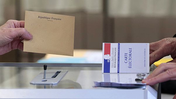 Франция: оппозиционная партия Николя Саркози лидирует на местных выборах Франция: оппозиционная партия Николя Саркози лидирует на местных выборах