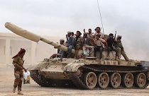 شش کشته در درگیری میان معترضین به اشغال شهر تعز و شبه نظامیان حوثی در یمن