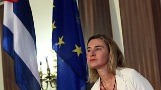 Mogherini ve Lavrov'dan aynı anda Küba'ya çıkartma