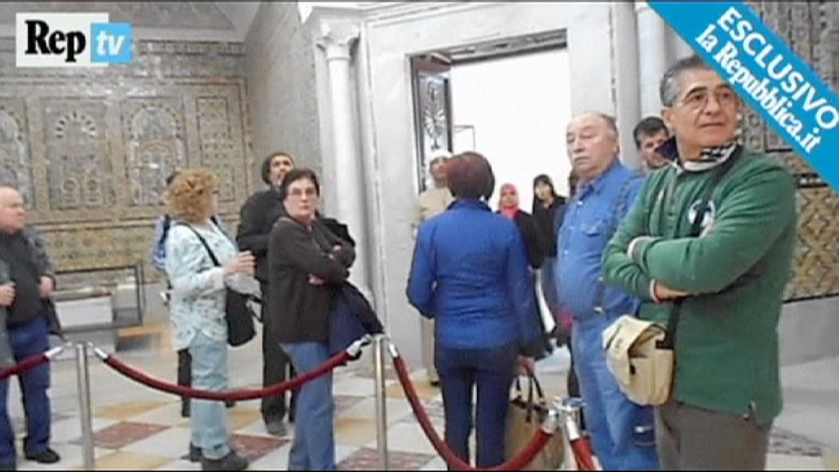 Vidéo amateur tournée lors de l'attentat dans le musée du Bardo