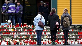ادای احترام مردم آلمان به جان باختگان سانحه سقوط هواپیمای ایرباس
