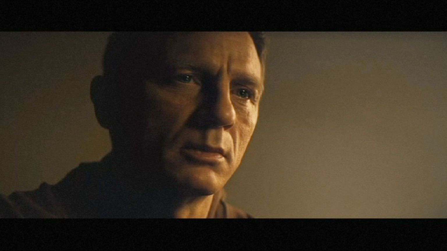 Ο Τζέιμς Μποντ ξαναχτυπά - Δείτε το teaser του "Spectre"