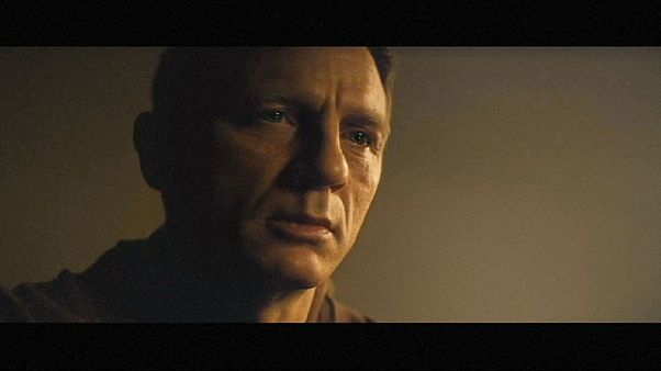 الإعلان الرسمي لفيلم جيمس بوند للعام 2015 الإعلان الرسمي لفيلم جيمس بوند للعام 2015