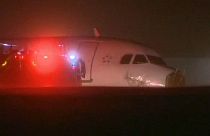 В Канаде при жесткой посадке самолета А320 пострадали 25 человек