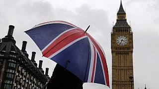 انحلال پارلمان بریتانیا و آغاز رقابت های انتخاباتی