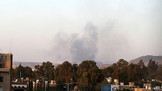 Al menos cuarenta muertos en Yemen por un bombardeo de la coalición árabe