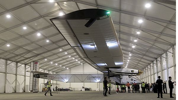 Round-the-world solar-powered flight lands in China Round-the-world solar-powered flight lands in China
