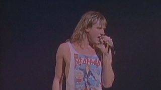 Def Leppard 7 yılın ardından sahnede