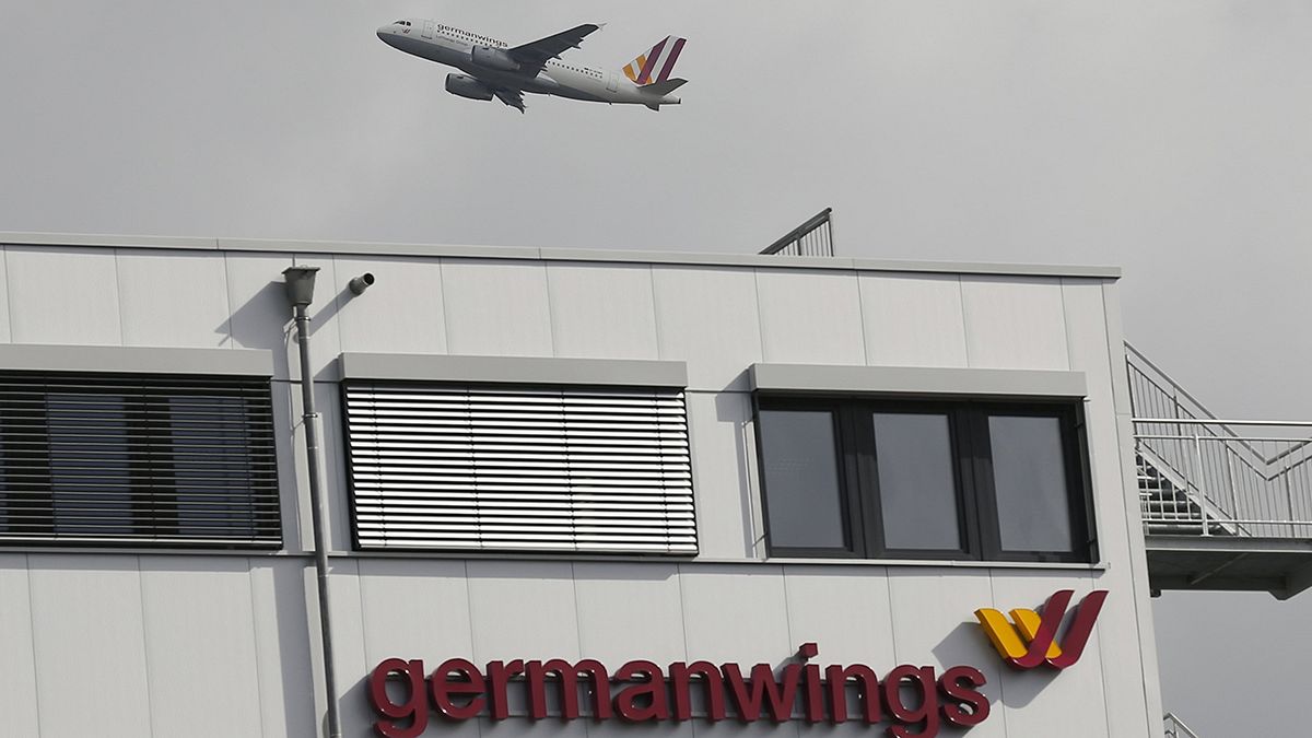 Συντριβή Germanwings- Γιατί «μπάζει» το σενάριο της αυτοκτονίας του Λούμπιτς;