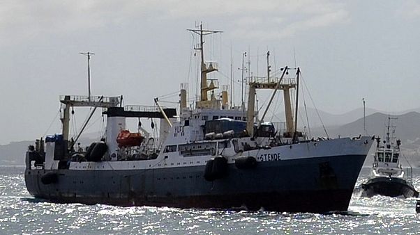 Rússia: 13 desaparecidos após naufrágio de arrastão Rússia: 13 desaparecidos após naufrágio de arrastão