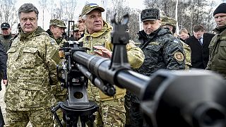 Poroshenko: Exército tem "capacidade" para responder a eventuais agressões