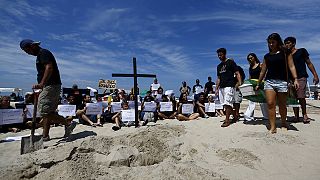 Las protestas tras la muerte de un niño en una favela llegan a Copacabana