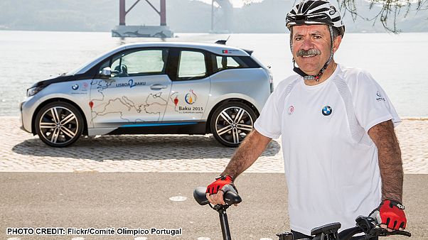 Jogos Europeus 2015: Aos 53 anos, português vai pedalar 6.800 km de Lisboa a Baku Jogos Europeus 2015: Aos 53 anos, português vai pedalar 6.800 km de Lisboa a Baku
