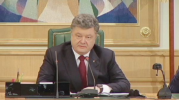 Ucraina: Poroshenko "referendum su federalismo solo se necessario" Ucraina: Poroshenko "referendum su federalismo solo se necessario"