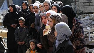 Yarmouk Palestinians crushed between ISIL and Assad