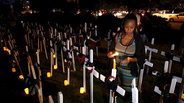 Trauer und Wut über Behörden nach Terroranschlag auf Universität in Garissa Trauer und Wut über Behörden nach Terroranschlag auf Universität in Garissa