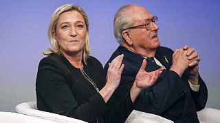 Marine et Jean-Marie Le Pen : l'affrontement inédit