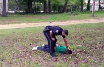 Protestas en Charleston tras la inculpación de un policía blanco por matar a un hombre negro desarmado