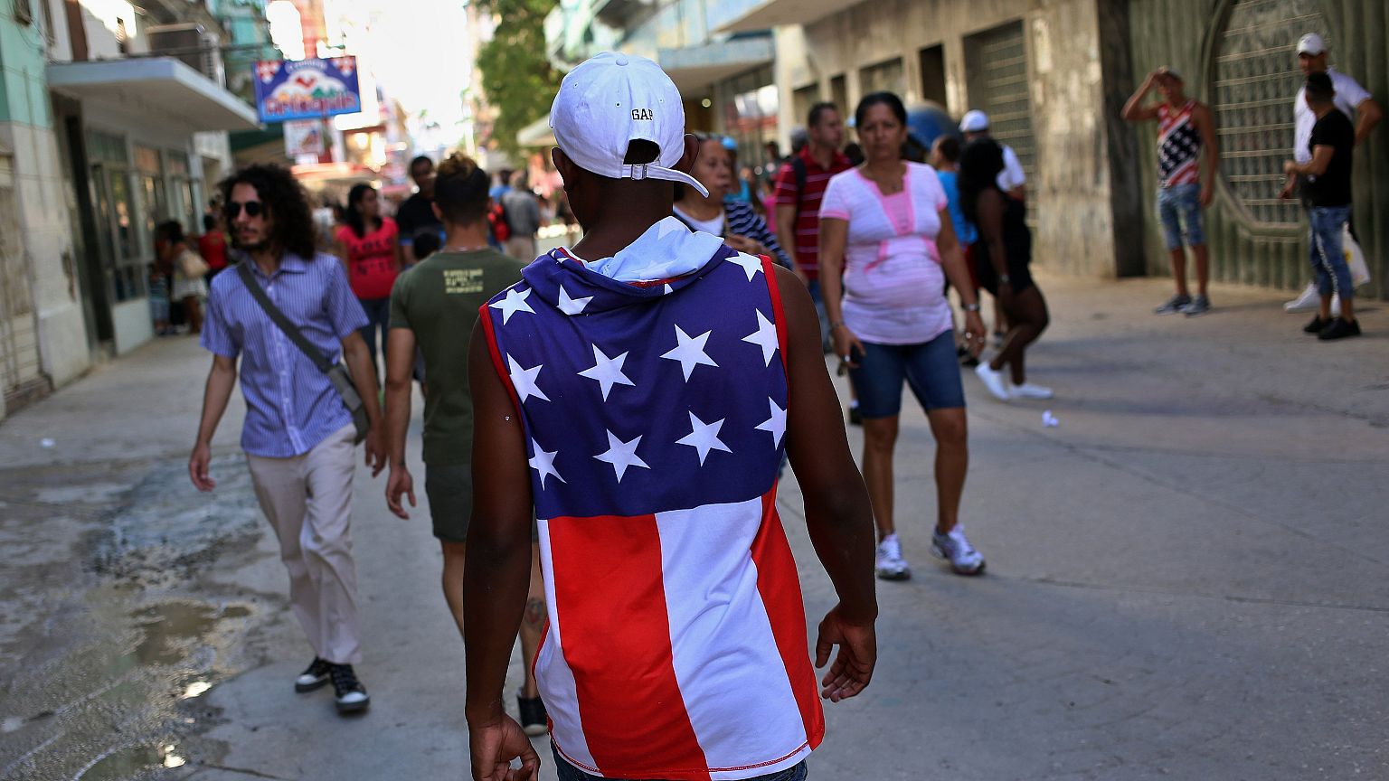 Image: Some see Russia reestablishing interests in Cuba