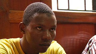 Quénia: sexto suspeito de massacre de Garissa presente a tribunal