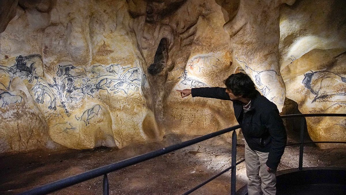 Täuschend prähistorische Malereien: Frankreich weiht weltgrößte Höhlenreplik ein