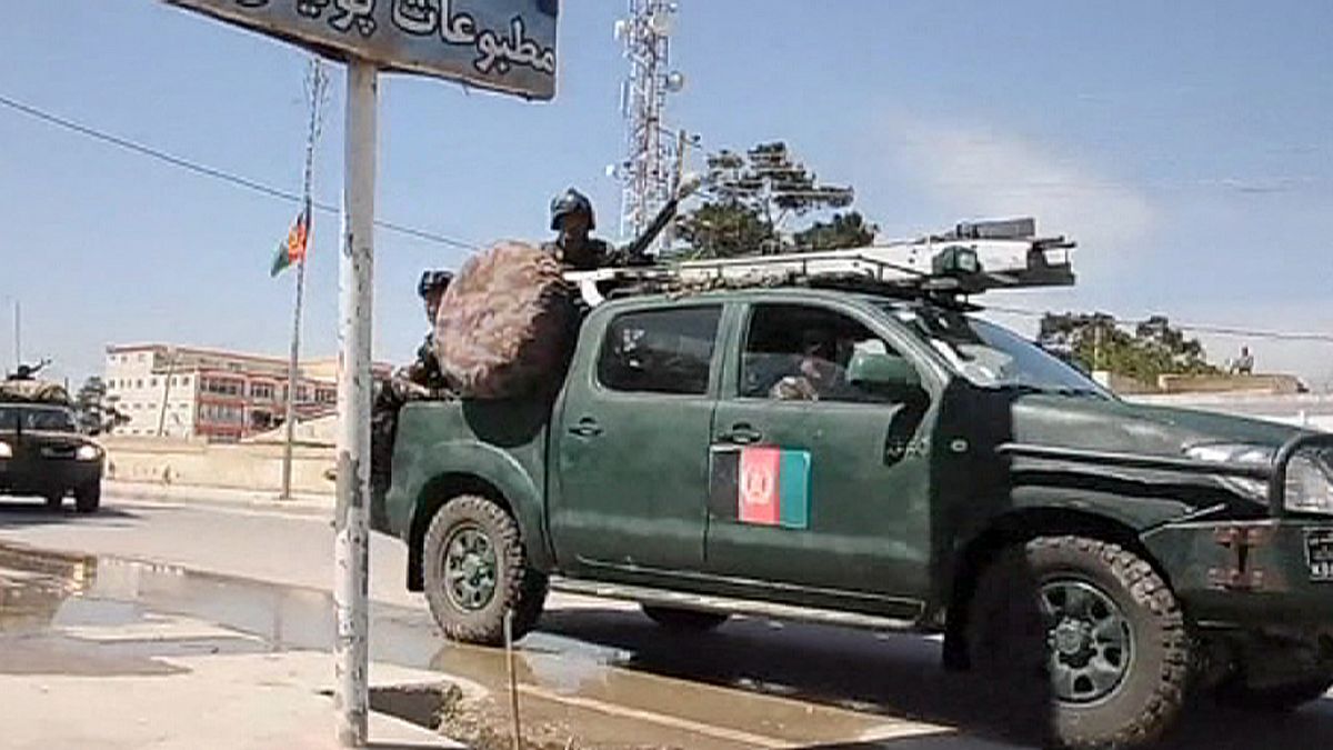 عشرة قتلى في أفغانستان خلال هجوم مسلح على مكتب نائب عام محافظة