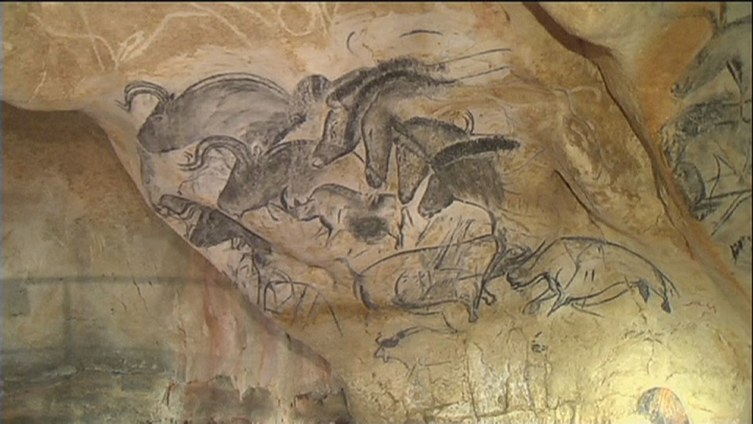 Eindrucksvoller Nachbau der Chauvet-Höhle in der Ardèche