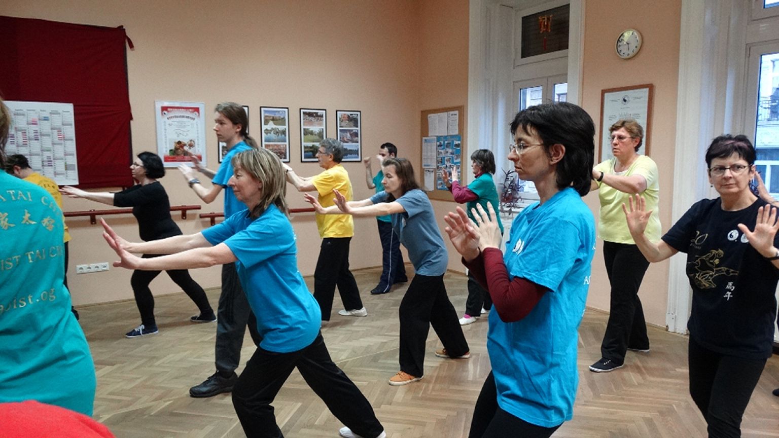 Harc a Parkinson-kórral egy kínai harcművészet, a taiji segítségével
