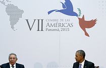 لقاء تاريخي بين أوباما و كاسترو في بنما
