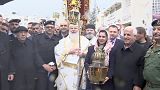 Orthodoxe feiern Wunder des "Heiligen Feuers"