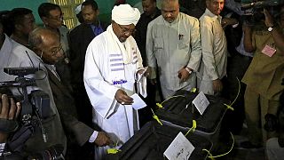 Arrancan las elecciones presidenciales y legislativas en Sudán