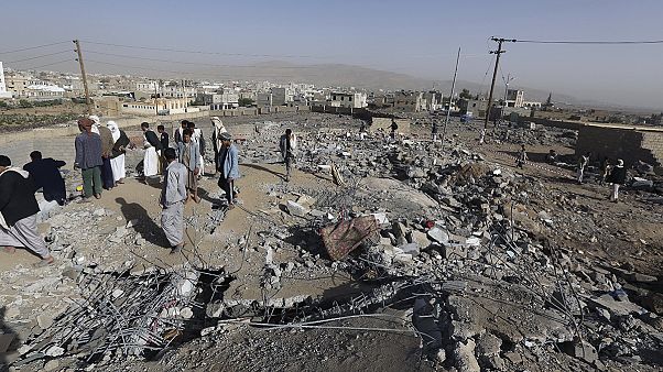 Bombardeamentos no Iémen entram na 3a semana Bombardeamentos no Iémen entram na 3a semana
